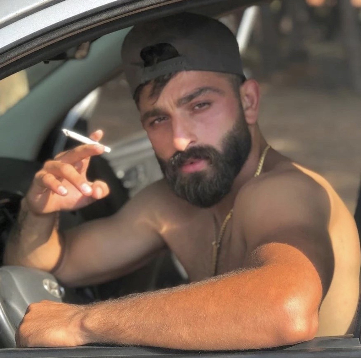 Alesmoker2's tweet photo. Bora trepar nesse carro? https://t.co/iGC6uaKFRN