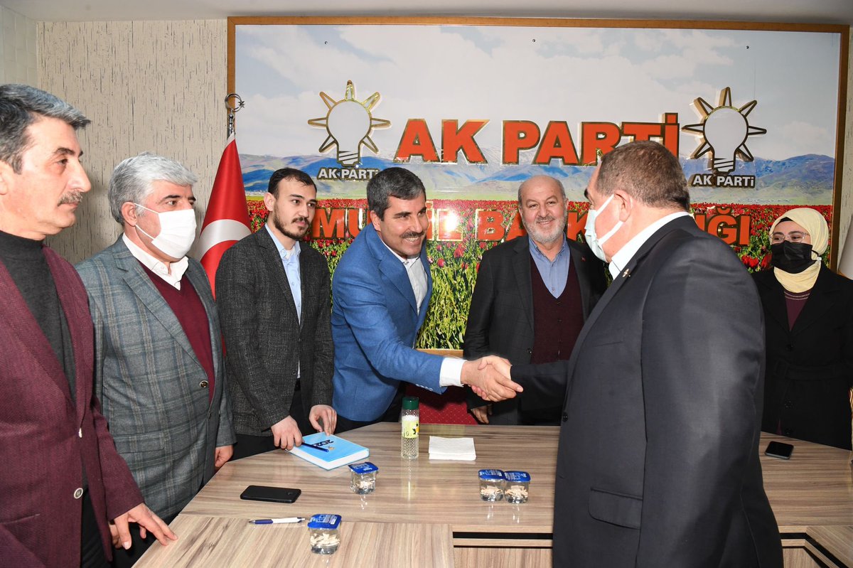 eminsimsekmus's tweet photo. İl Başkanımız Sayın @ibrahimavci49 , Belediye Başkanımız Sayın @Feyat_ASYA ve Parti teşkilatımızın katılımlarıyla Ak Parti Muş İl Başkanlığında gerçekleştiğimiz yönetim kurulu toplantımızın hayırlara vesile olmasını diliyorum. https://t.co/xW7GXWFfOi