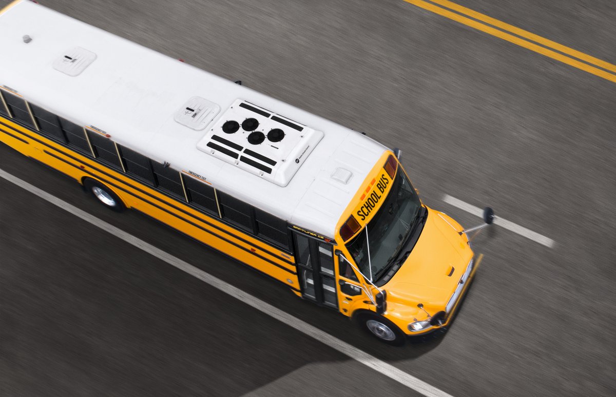 ThomasBuiltBus's tweet photo. Diesel engines are longer-lasting, durable, reliable and hard-working. With a clean-diesel school bus, not only will you have peace of mind with reliable buses on the road, youโll also save money on maintenance costs. Learn more: https://t.co/i60vNDoSbX
#CleanDiesel #ThomasBuilt https://t.co/gCFhdBogRk