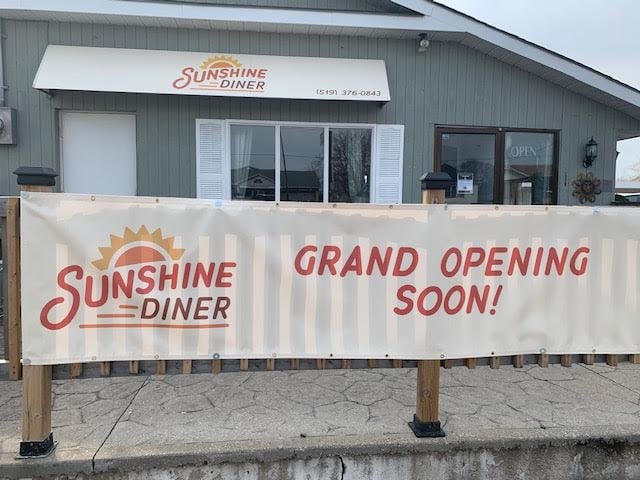 OSTourism's tweet image. Today's #SavourOwenSound feature is Sunshine diner! They opened in April of 2021 and describe themselves as "a Mom/Pop Diner" located at 740 9 Ave. East, Owen Sound. 
Visit owensoundtourism.ca/savour  for details! #OwenSoundTourism #WhereYouWantToDine