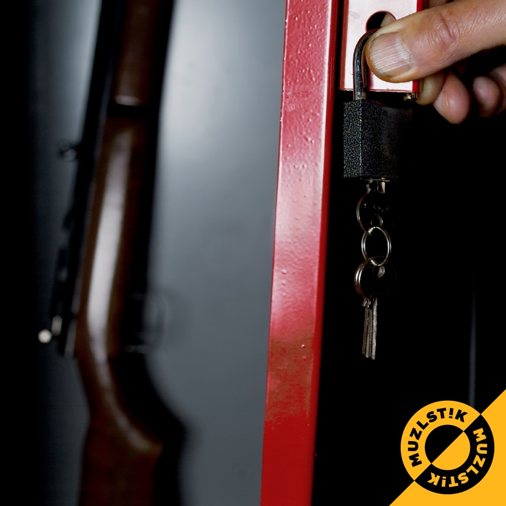 muzlstik's tweet photo. It's all too easy (and very dangerous!) to store a muzzleloader at the end of the season with the ball and charge left inside. 

This week, we're sharing safety tips to help you make the most of your muzzleloader season. Check it out! https://t.co/sr5VREHCkV

#muzlstik #safetytip https://t.co/4yS2woGsoO
