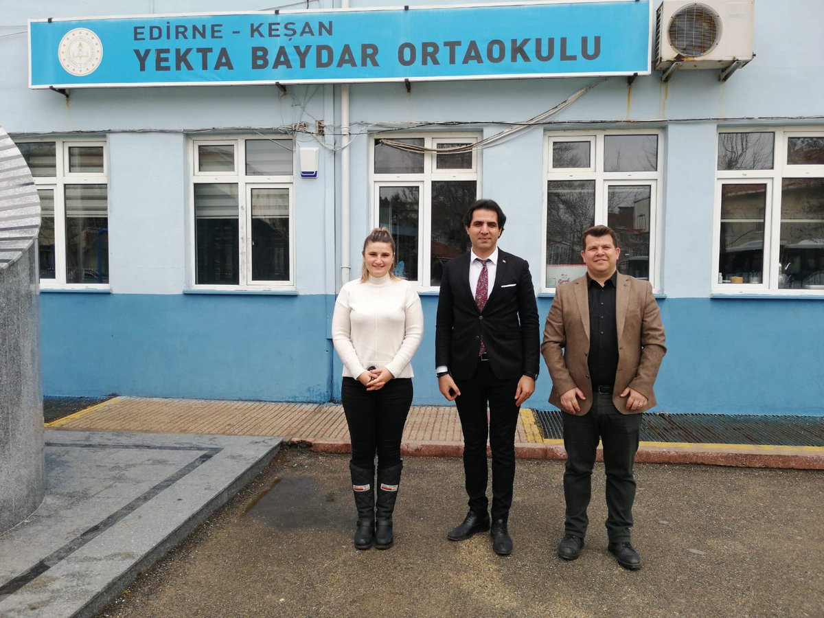 saz_ilhan's tweet photo. KİTAP TOPLAMA KAMPANYASI KAPSAMINDA BAĞIŞLANAN  KİTAPLAR OKULLARIMIZIN KÜTÜPHANELERİNDE YERLERİNİ ALMAYA DEVAM EDİYOR.
"HER ŞEY BİR KİTAPLA BAŞLADI " sloganlarıyla; bağış yapılan kitaplardan #400 Adet @YektaKesan Kütüphanesinde yerlerini aldı. @tcmeb @edirne_valiligi https://t.co/frhC6V23Cr