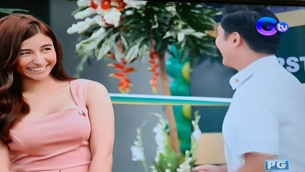 SanyaWarriors's tweet photo. Humuhugot si Mayor Moises
#FirstLadyAtMayorMoises @sanya_lopez https://t.co/0nCWJKWILA