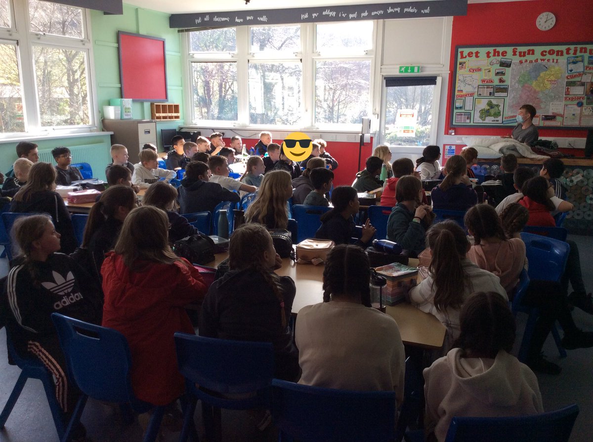 oakhamprimary's tweet photo. Year 6 have arrived safely @PlasGwynant! After a spot of lunch, we are currently learning how to put our beds together...Wish us luck #couldbeinteresting #staytuned https://t.co/pO8K3F0XgY