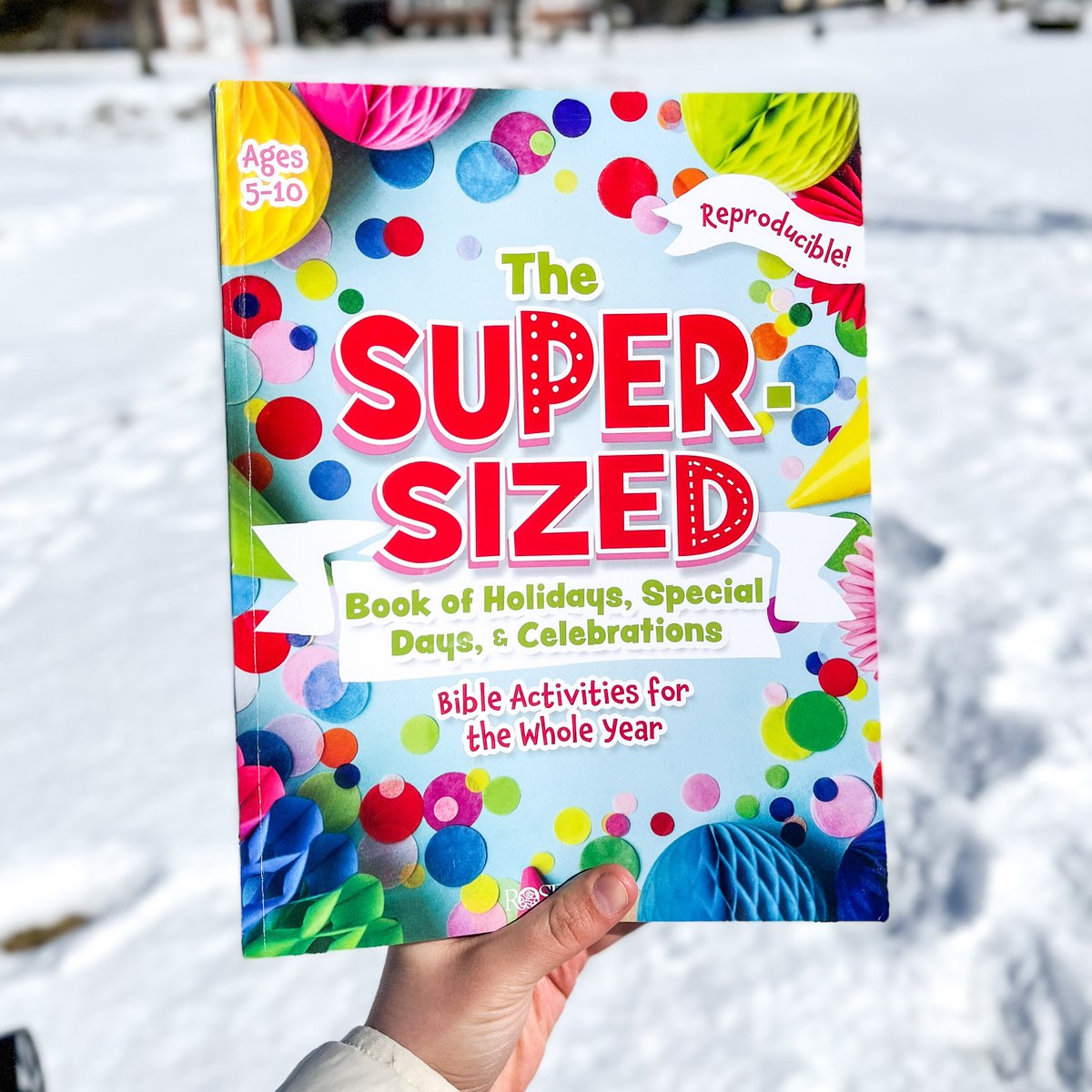 RoseKidzBooks's tweet photo. Kids holiday activities for Good Friday, Easter, Passover, Sukkot, Thanksgiving, Hanukkah, Christmas and more! 🖌️

Save 50% > https://t.co/B4WM3x9T3F https://t.co/VzH3KtxDKL