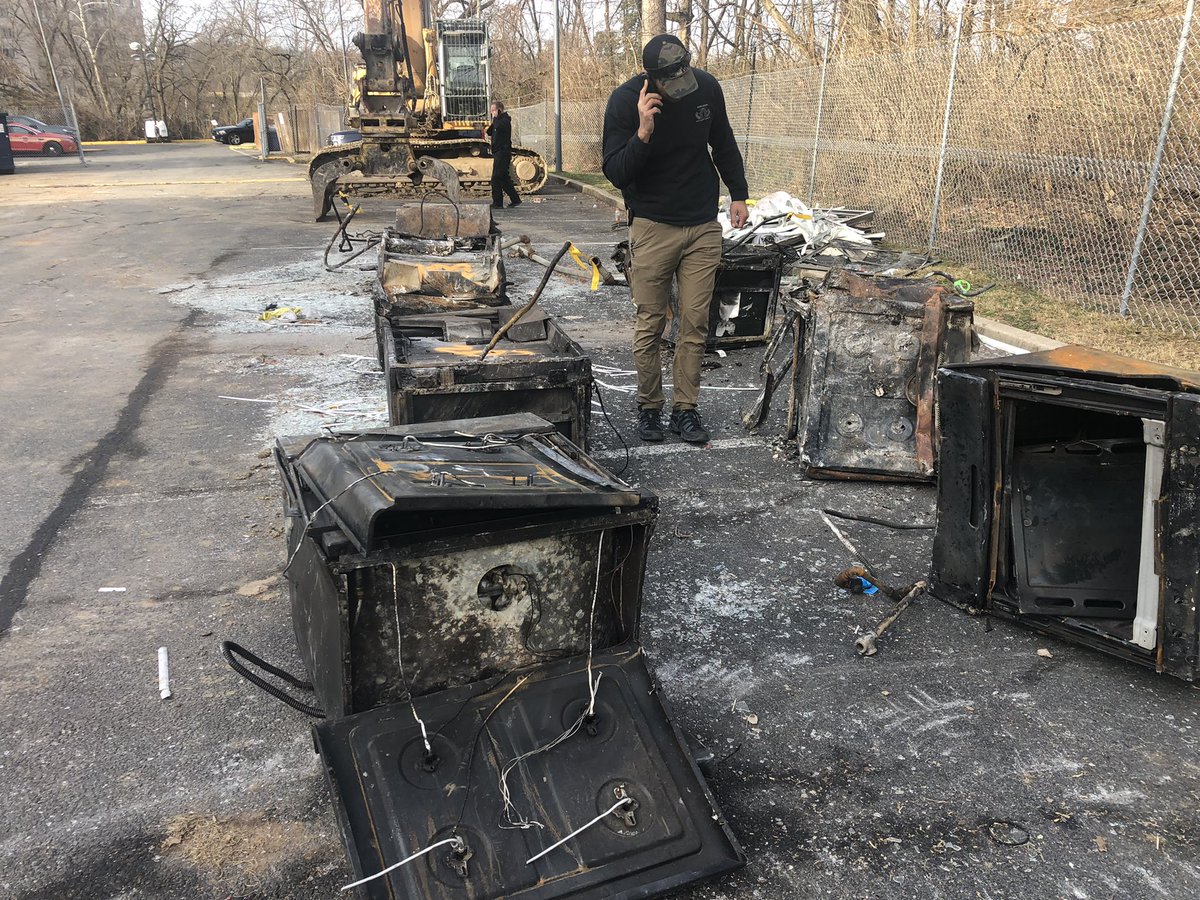 Pete Piringer on Twitter "Mon 3/7 Friendly Gardens Apts, Lyttonsville Rd, mcfrs Fire/Explosive