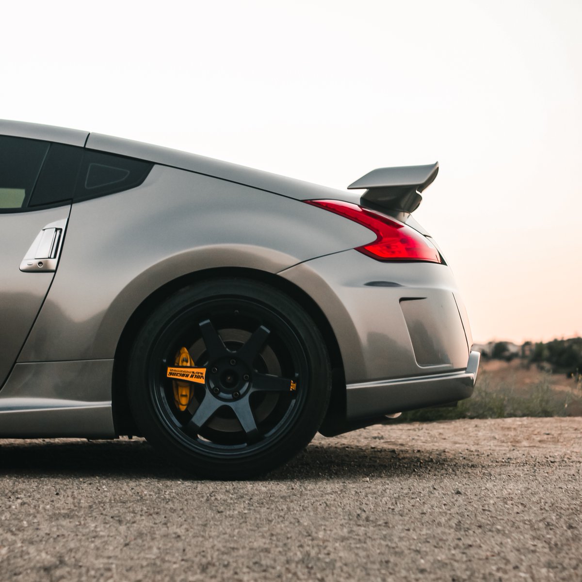 Nissan's tweet photo. This level of style is all the #MondayMotivation we need #NissanZ #370Z #nismo #PowerofZ
📸: @gc_film5 https://t.co/TYRGrHNpdh