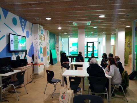 📢Avui el Programa Referent d'Ocupació Juvenil de #Salt ha rebut la visita del Subdirector d'Ocupació juvenil i qualificació professional, <a href="/miquelcarrion_/">Miquel Carrión</a>