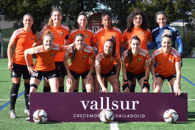 planetaoncefem's tweet photo. ⚽️ #España 🇪🇸

@OjedaYipsy 🇨🇱 jugó todo el partido en el triunfo de #CDParquesol 1-0 sobre #Osasuna, por la fecha 19 de la zona norte de #RetoIberdrola 🏆

Esta gran racha de 3 triunfos consecutivos deja al @CDParquesolFem cerca de salir de zona de descenso directo. https://t.co/ZmrZyndJBs