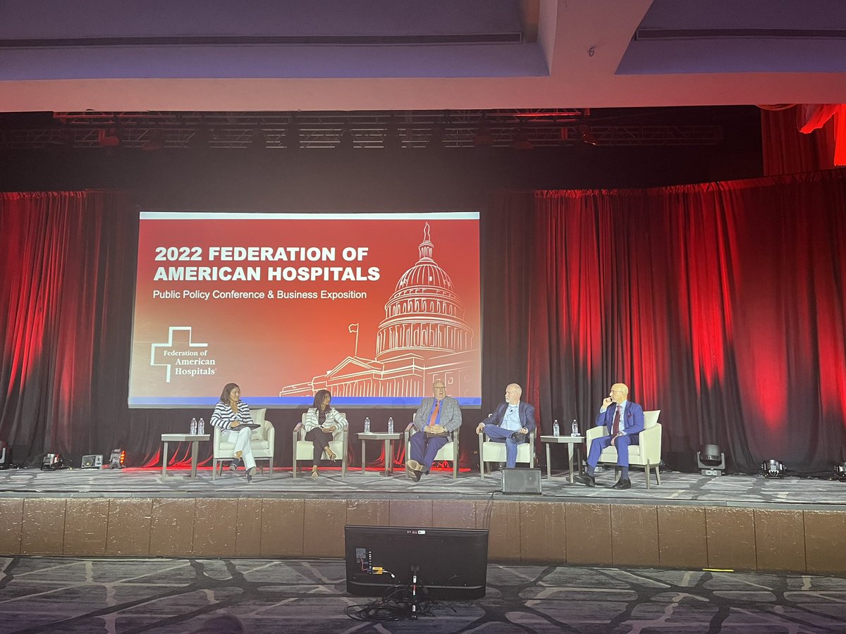 FAHhospitals's tweet photo. Packed house for 1st session of #FAH2022. Listening to experts talk about challenges facing health care supply chain; using innovation to serve patients. https://t.co/qIFYwNX0ML