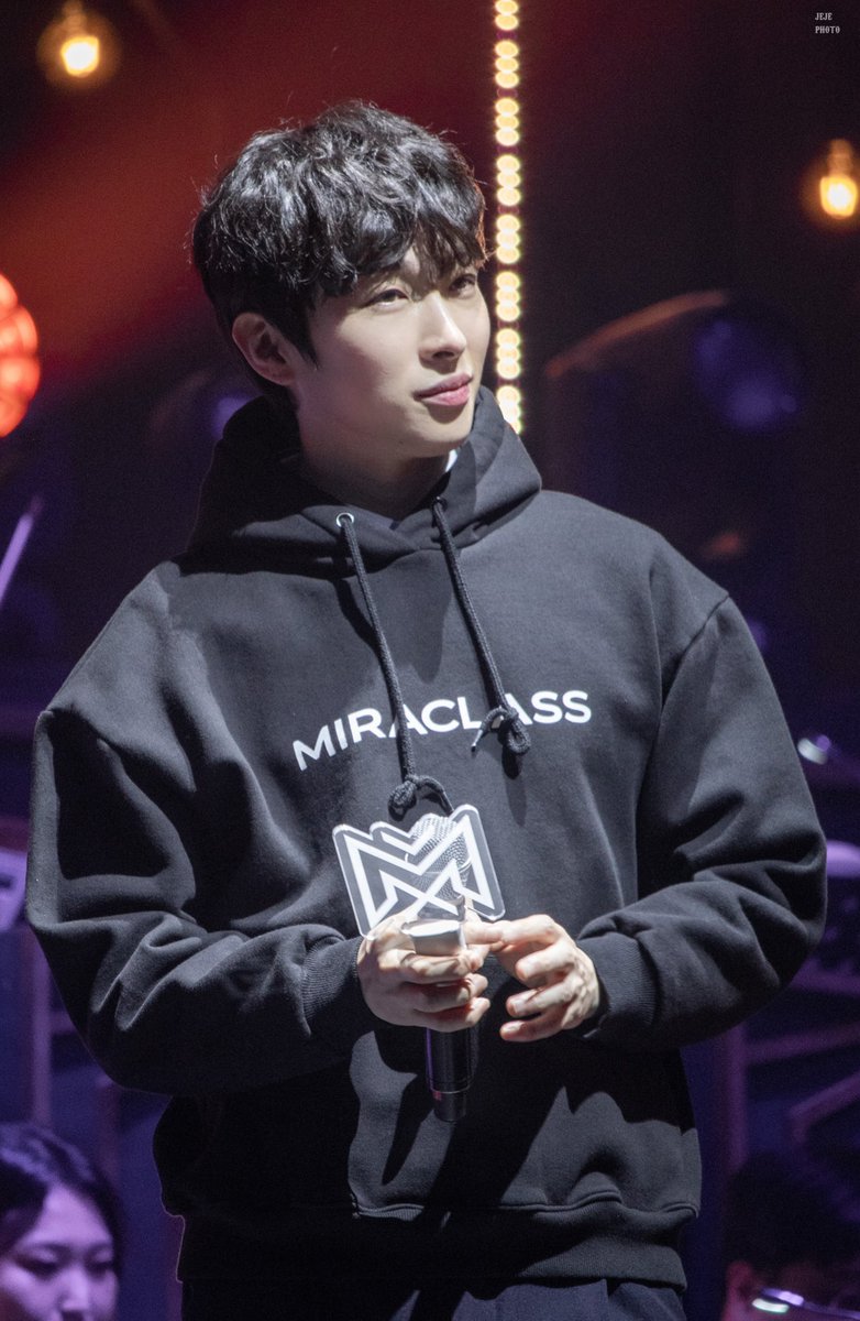 220305 #미라클라스 콘서트 RE:BOOT 
#박강현

💕💕