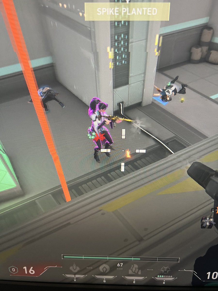 SndyyT's tweet photo. When I get teammates with crosshairs like this... It's no wonder we loose 🙃 #VALORANT #ranked https://t.co/q9VYVdHB2c