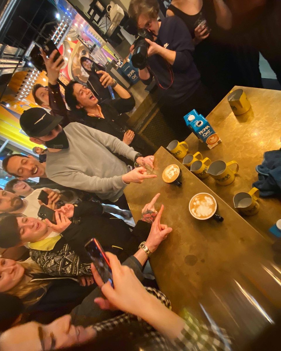 SEND Coffee (@coffeesend_) on Twitter photo Moma Latté Art Smackdown at Clarnico Club last Thursday. So much fun. Watch this space for our next event!
#sendcoffee__ #momafoods #clarnicoclub #hackneywick #nonprofit #latteart #competition #coffeeevent #barista #industrystandard #showoff Moma Latté Art Smackdown at Clarnico Club last Thursday. So much fun. Watch this space for our next event!
#sendcoffee__ #momafoods #clarnicoclub #hackneywick #nonprofit #latteart #competition #coffeeevent #barista #industrystandard #showoff