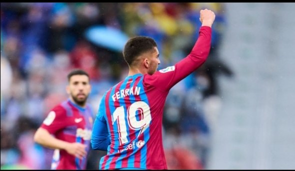 venacule_21's tweet photo. Ferran se convirtió en el vigésimo primer goleador del Barcelona esta temporada en Liga. El Barça es el club con más goleadores distintos en las 5 grandes ligas de Europa, con 48 goles repartidos entre 21 futbolistas. https://t.co/XLZatrXJV2