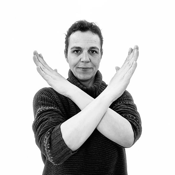 artikeleins's tweet photo. "Frauen sind zu emotional, verstehen nichts von Politik, haben sich hochgeschlafen und wer Vollzeit arbeitet, ist ja so ne 'Powerfrau' !!1!!" 😩

Unsere Vereinsvorsitzende @fausie kann das alles nicht mehr hören. Wir auch nicht. So let's #BreakTheBias! #Weltfrauentag  #IWD2022 https://t.co/HBAVOLMTbE