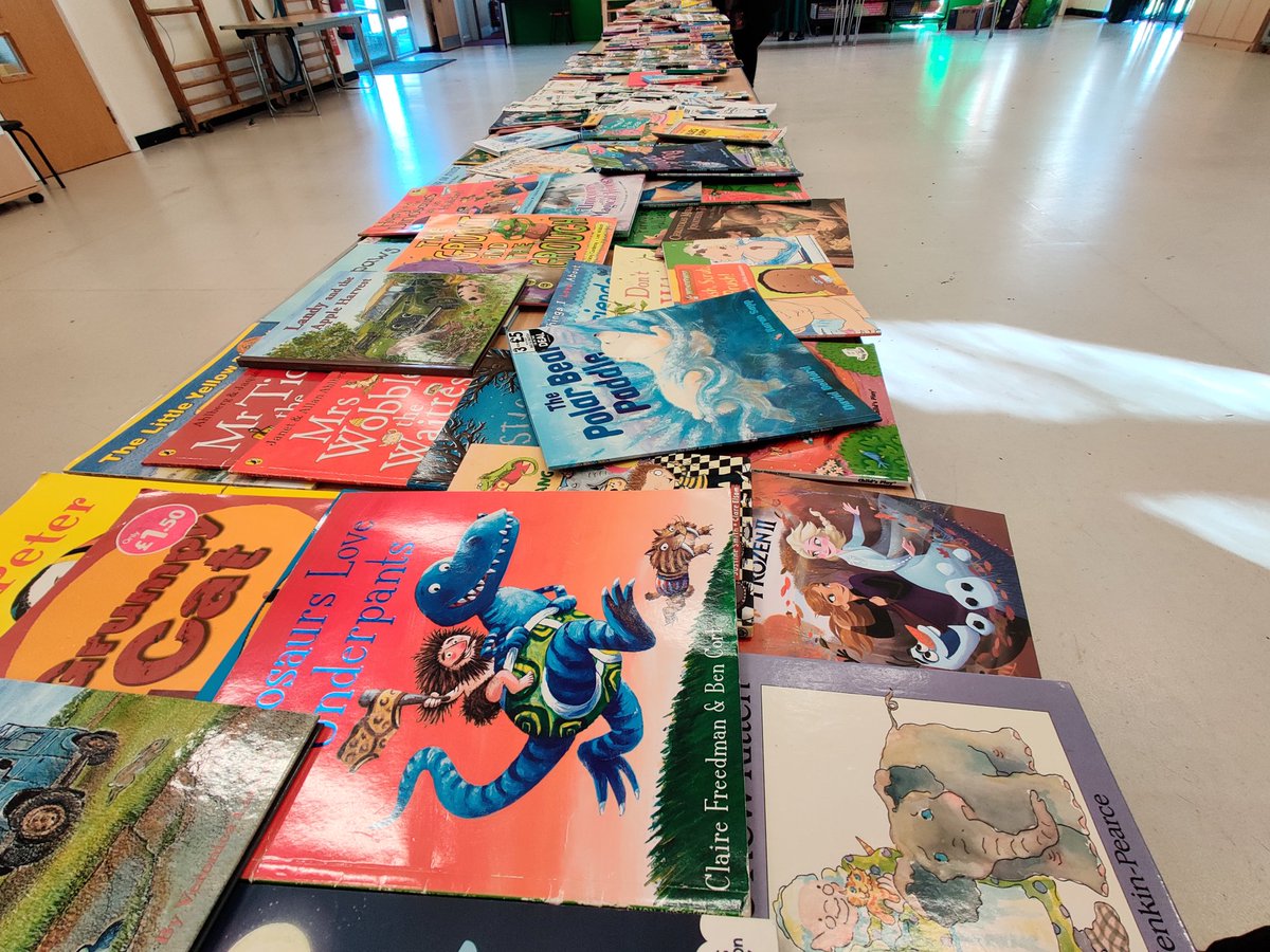 Rowledge School tweet media