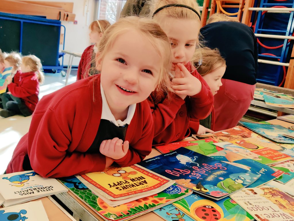 Rowledge School tweet media