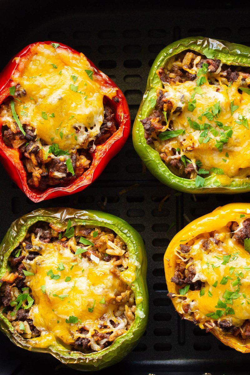 CookingJar's tweet image. Air fryer stuffed peppers for the win.

thecookingjar.com/air-fryer-stuf…