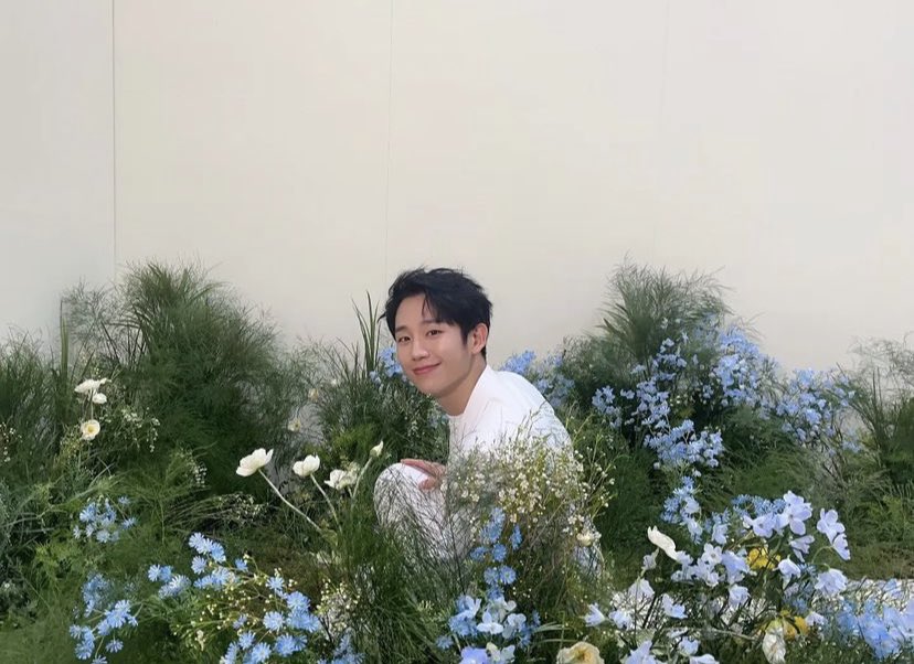 설강화 tweet media