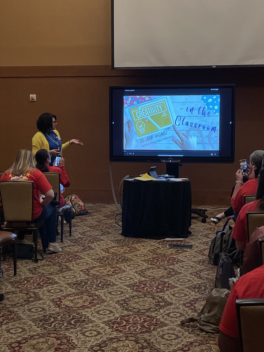 jam4art73's tweet photo. JoAnn Mayo, Art Teacher, Presenting at TECHCON22 Creativity in the Classroom@CPSB_CTE https://t.co/J3Ga92xrQj