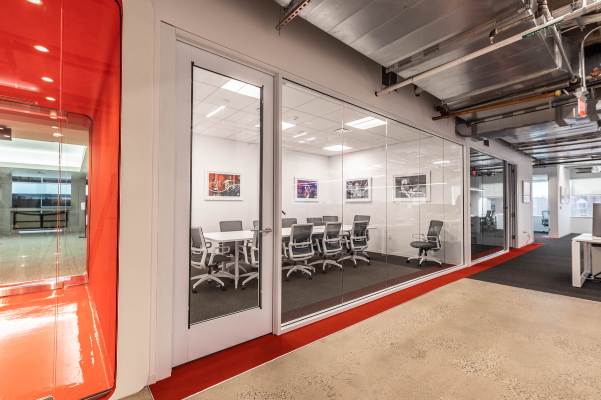 ComdorLLC's tweet photo. Finally getting back into finished spaces!  Here is one from a recently finished set of projects!  @randconstruct https://t.co/XPk9tjU88F