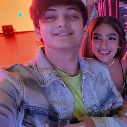 iamronille89's tweet photo. Bagay nyo talagang dalawa pwde kayo maging loveteam. 

HIHIMLAY SA SETHDREA https://t.co/PpTHkCigEH