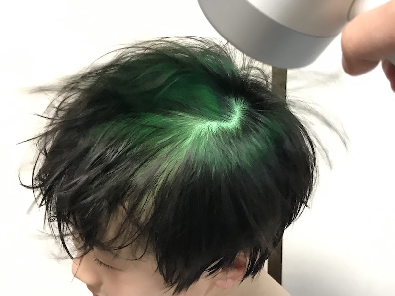 kaden_watch's tweet photo. 【今日の人気記事】コードレスなのに髪が乾く! しかもしっとり仕上がるドライヤー【家電レビュー】 https://t.co/xicZkSFt8A #Zuvi #LightCare https://t.co/AHnFXejXN2