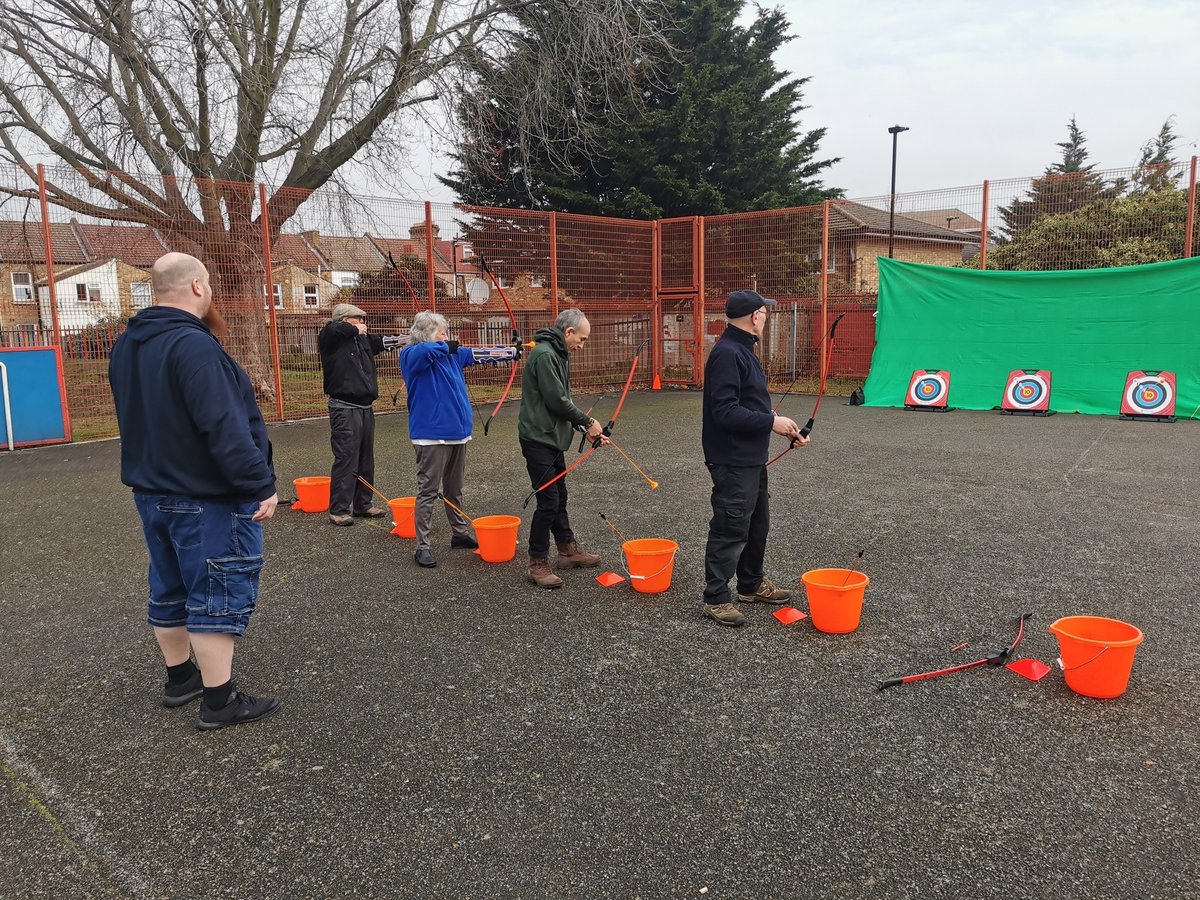 NewhamLondon's tweet photo. Have you ever wanted to have a go at archery? If you're a Plaistow resident, now you can, thanks to @Aim4Diversity. And if you're not a Plaistow resident but like the idea, why not propose something similar for one of our next #PeoplePowerProjects at a local Community Assembly? https://t.co/Elz24d0nu5