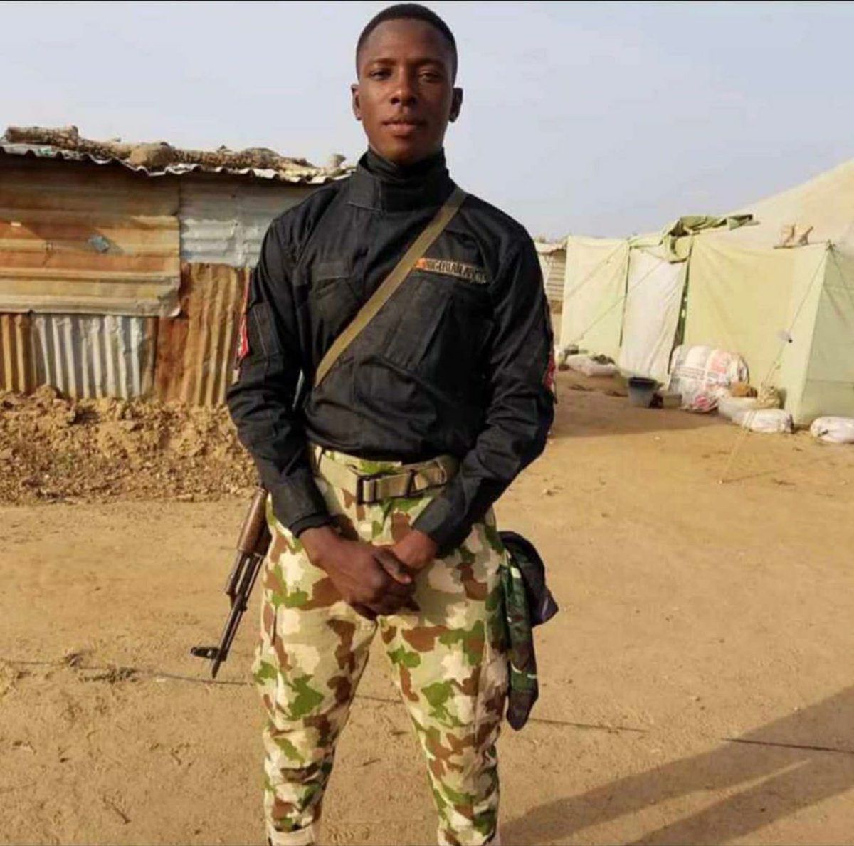 oladayofash's tweet photo. RIP Special OP Peter Obafemi AKA BRAVOH😭. Killed by DSS 3 weeks ago. Now they are threatening the family and using power to bully them to silence. It will be nice if anyone can help the family get justice. 

@SavvyRinu 
@oloye__ 
@MrOdanz 
@segalink 
@AbdulMahmud01 https://t.co/THZdBzHogE
