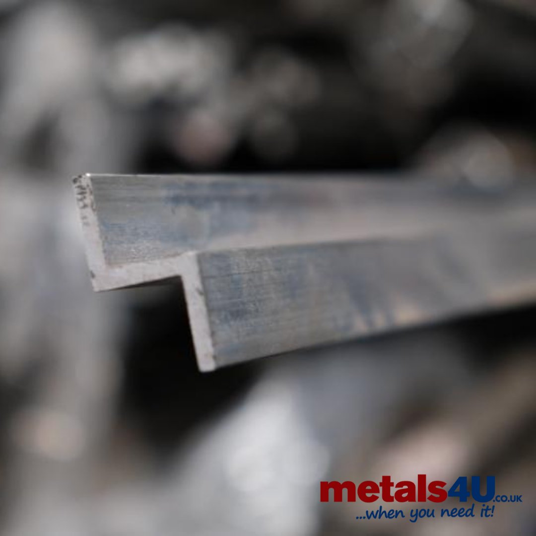 The only zs you want to catch round here are our Z section! 😴
#onlinemetal #zsection #mildsteel #Aluminum #metal #catchingzs #dontsleeponus #customcut #metals4U #whenyouneedit