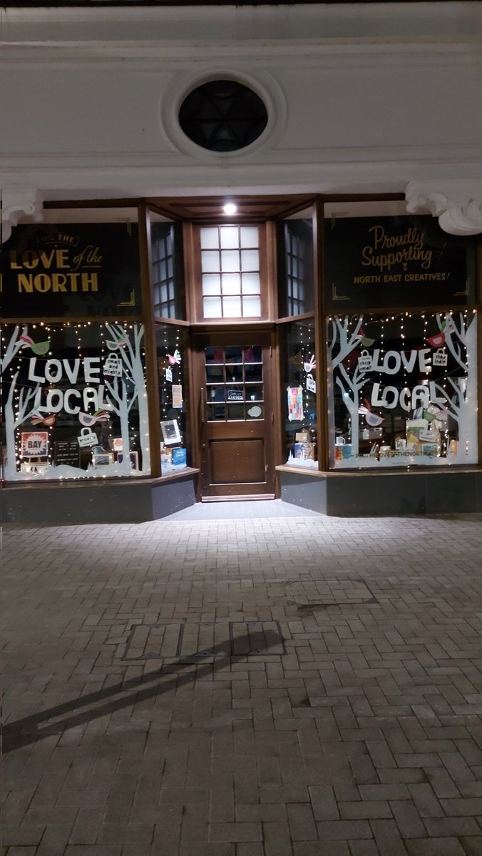 Thought I'd take this photo of a brilliant local shop on Saturday night....@LoveoftheNorth lovingly lit up