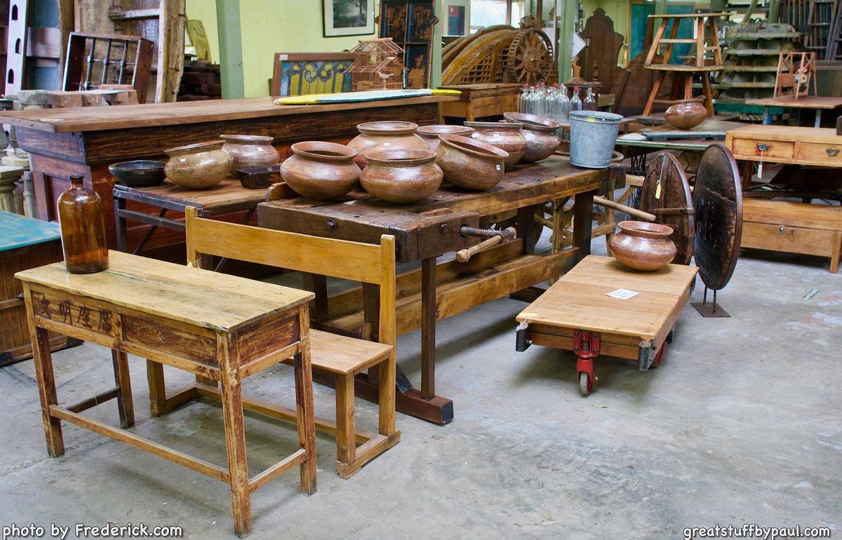 FrederickCounty's tweet image. With over 52,000 square feet, Great Stuff by Paul is not only heaven for the average antique lover, but the perfect source for dealers and businesses to load up.  Website: greatstuffbypaul.com (301) 631-5340