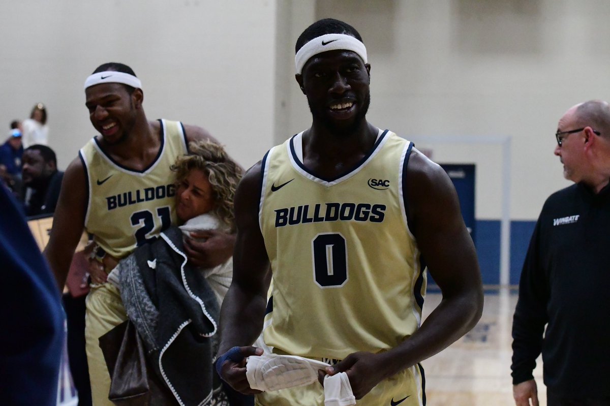 I wasn’t suppose to be here. 2 Degrees, and 2 many sacrifices but I’m finally done. Thank You Basketball ❤️🥺 #donedog