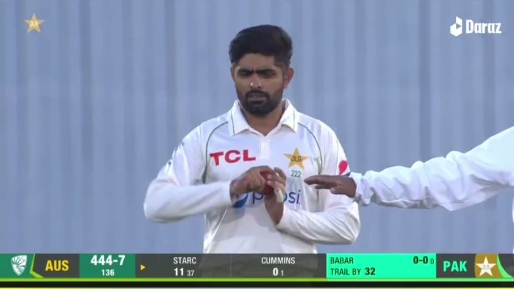 PAK vs AUS Test: Babar Azam does a Virat Kohli, Pakistan captain takes out his bowling arm against Australia in Rawalpindi Test - Watch video