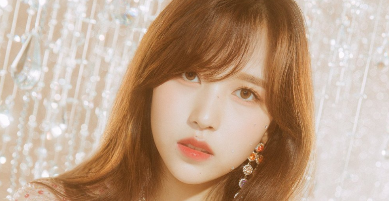 Kkukkupig_Ph's tweet photo. #MinasBdayGA

For Mina's upcoming bday, we are giving away:

2 - unsealed FOL album (sponsored by @Minguinri)
1 - unsealed TOL album

To join:

RT, Like &amp; Follow
Tag @jypetwice &amp; 3 moots
Reply, "Happy Birthday Mina"
Reply w/ a pic of Mina &amp; hashtags
#MinasBdayGA
#kkukkupigphGA https://t.co/YKFKjDCcIH