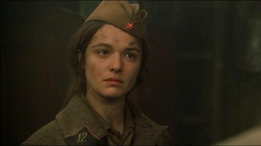 Враг ее лицо. Джейк джилленхол враг. Враг ее лицо. Враг ее лицо. Рейчел вайс враг у ворот.