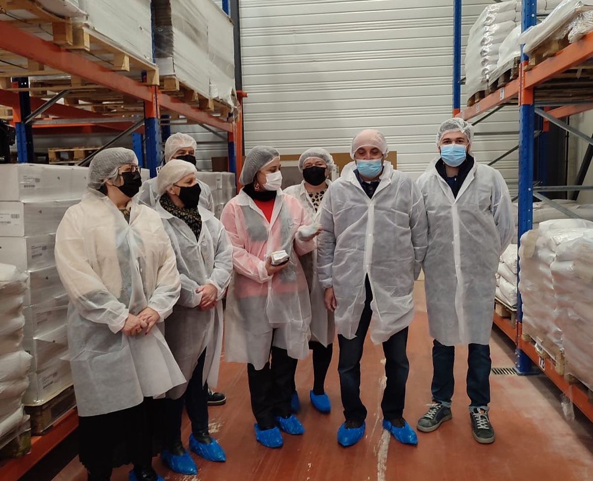 SylviaPinel's tweet photo. 📍Castelsarrasin
📍Montech
📍Beaumont de Lomagne
Suite à une réunion de travail à Castelsarrasin avec le Président Marc Laporte et le directeur de #Qualisol, nous avons visité aujourd’hui le site de Montech et de Beaumont de Lomagne.
@LomagneDe @DeprinceLuc https://t.co/7RoTSFgXe2