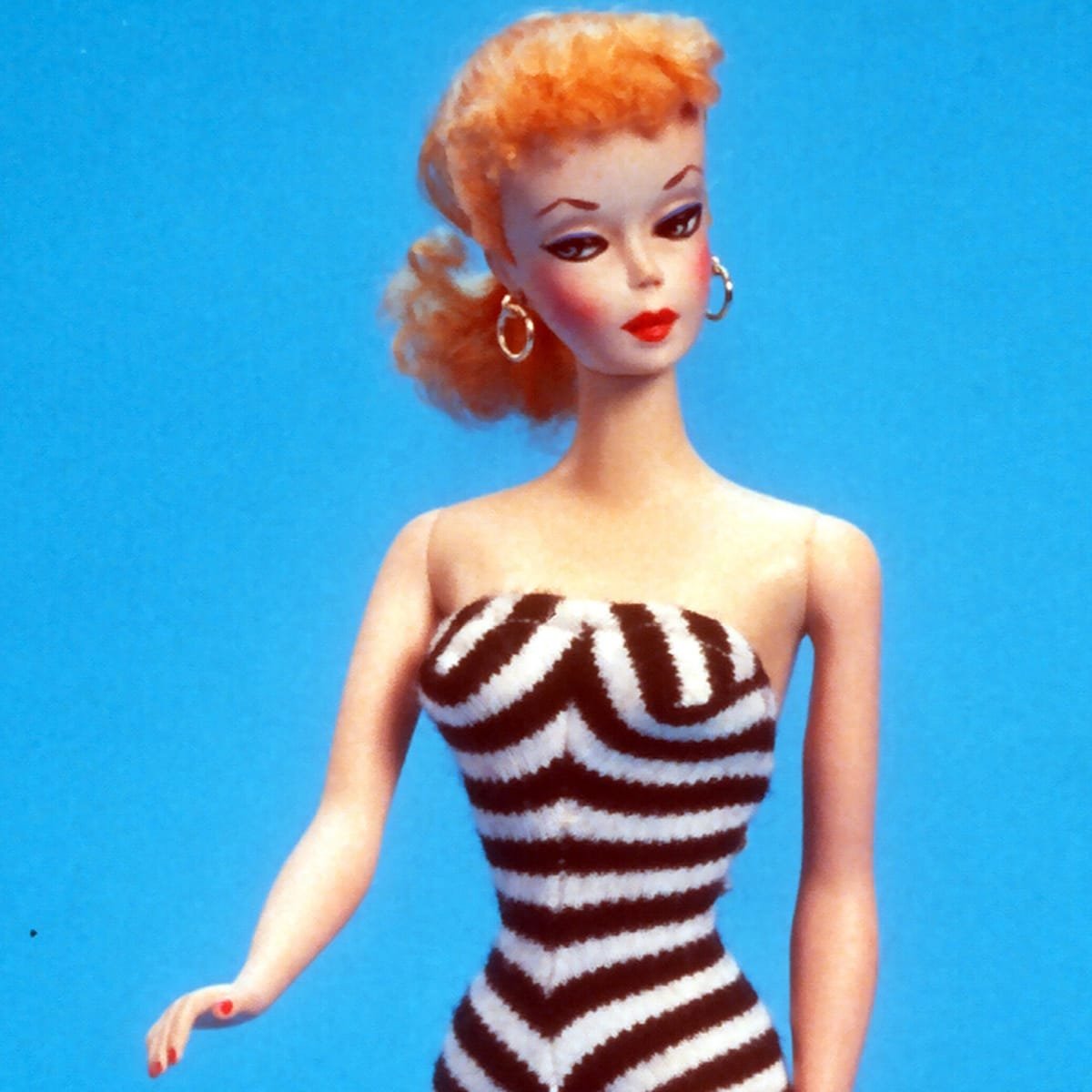 thenerdtheword's tweet photo. Today in Nerd History, in 1959, Barbara Millicent Roberts, better known simple as "Barbie" made her first appearance on toy store shelves. https://t.co/05NbSpuOh7