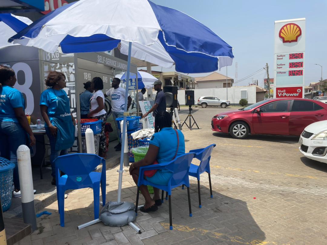 Rapidwashgh's tweet photo. With us you can wash more and worry less.💃💃💃🔥🔥🔥
#rapidwashlaunch
#SelfServiceLaundry https://t.co/2G6rqEKe7r