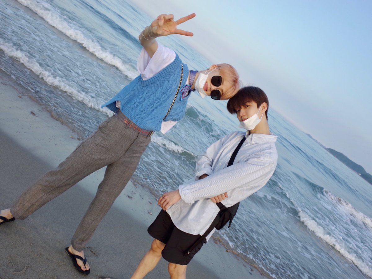 sunricnyukyu's tweet image. nyukyu pics at the beach is something else