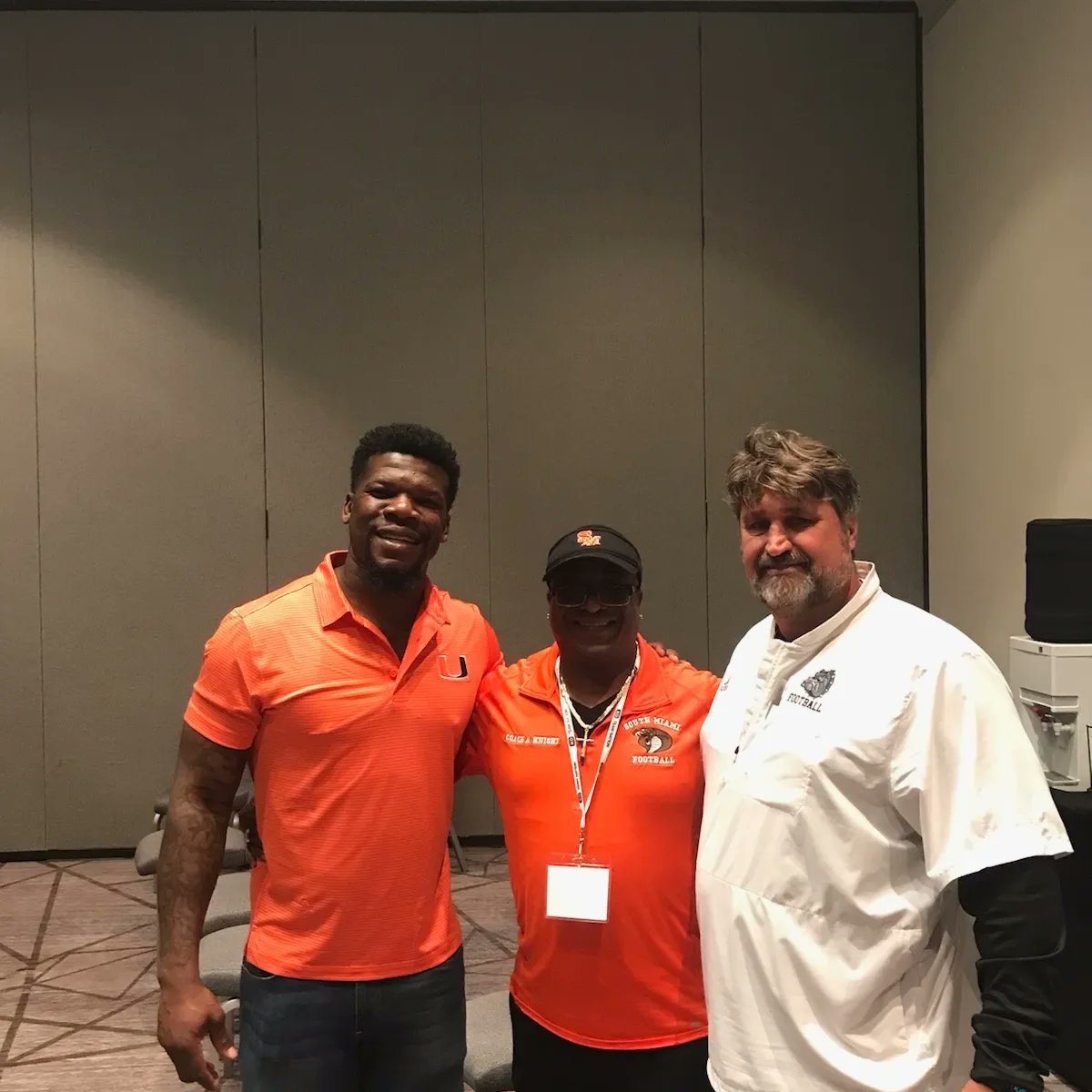 ArtiesKnight's tweet photo. We have to get better to make them better! Glazier Coach's Clinic-Orlando, FL. '22 this past! (Pictured) Kevin "Smitty" Smith (UM RB's) &amp; David Kintigh (Melbourne HS Head Coach).
Max Edwards (Head Coach Miami Northwestern),Jahmar Carter (Killian HS) Richard Crump North Miami HS https://t.co/oNADSPqHQs