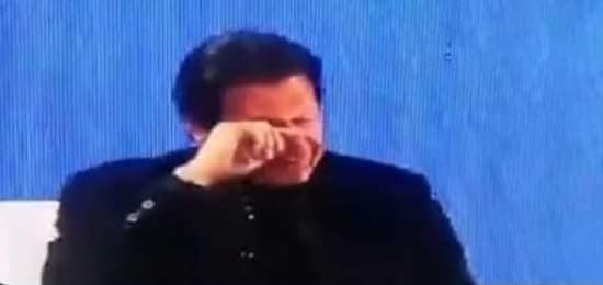 razamhmadbaloch's tweet photo. #مولانا_رُلارہاہے
Let's make Imran Khan cry today https://t.co/JtJ1HFW8QB