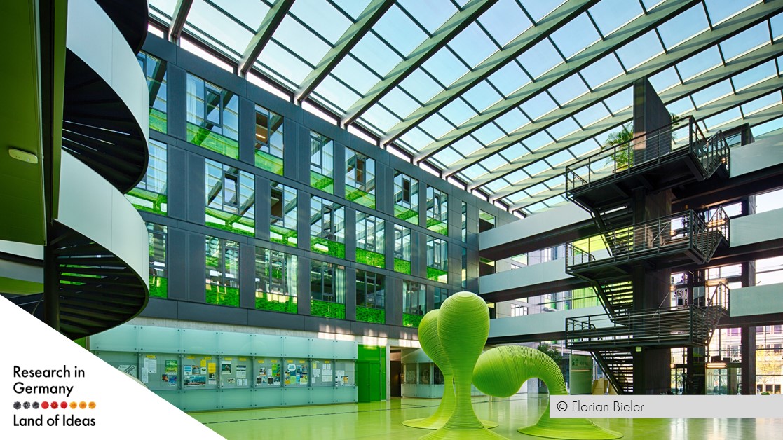 ResearchGermany's tweet image. 👩🎓 Do you have a master's degree in #ComputerScience? Take your chance and apply on 2 offered #PhD positions by the Institute of #SystemsArchitecture, Chair of #SystemsEngineering at @tudresden_de 👉 ow.ly/fS6A50I9S7l