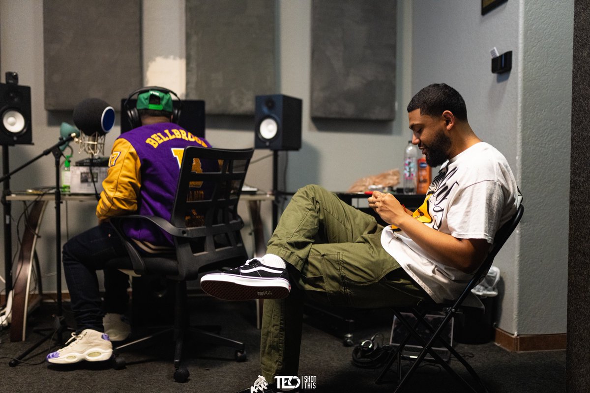 ilove98_'s tweet photo. “Everything We not make us everything we am true, but they won’t see you as a star til’ they see you begin to!” -98 

📸: @TeoShotThis https://t.co/TvcKJDSgVN