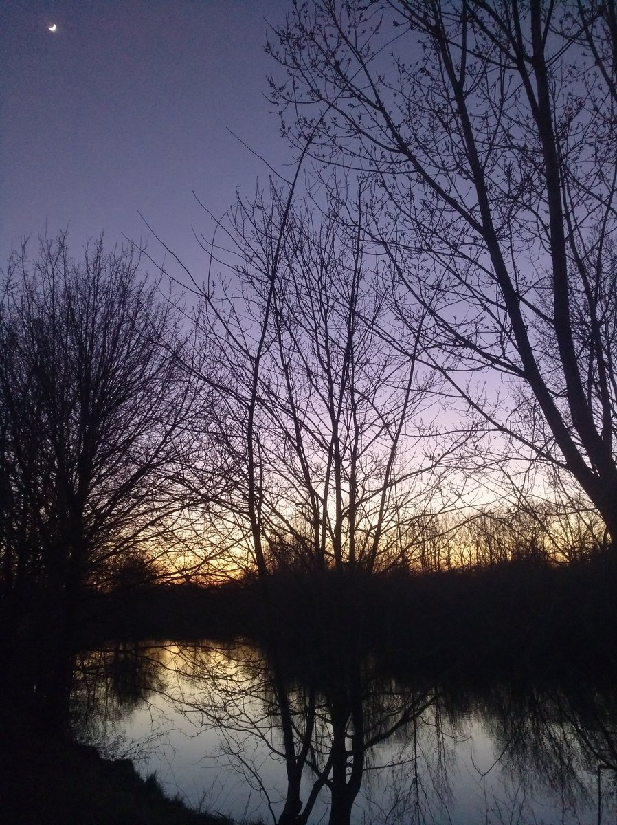 christophestove's tweet photo. Freely included in my cycling trip back home 😀.
#bikefromwork https://t.co/HDt879uumJ