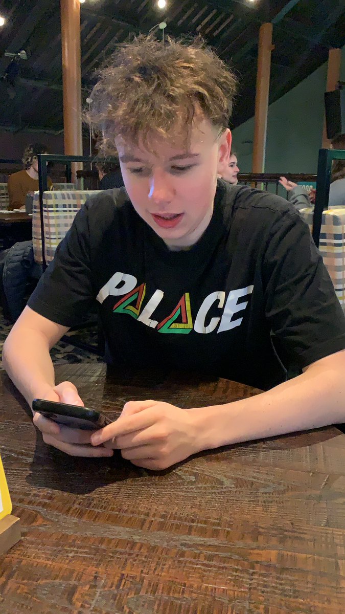 xvii_gg's tweet photo. date night 🥰 @Matchey_ https://t.co/NUMWfKDOEJ