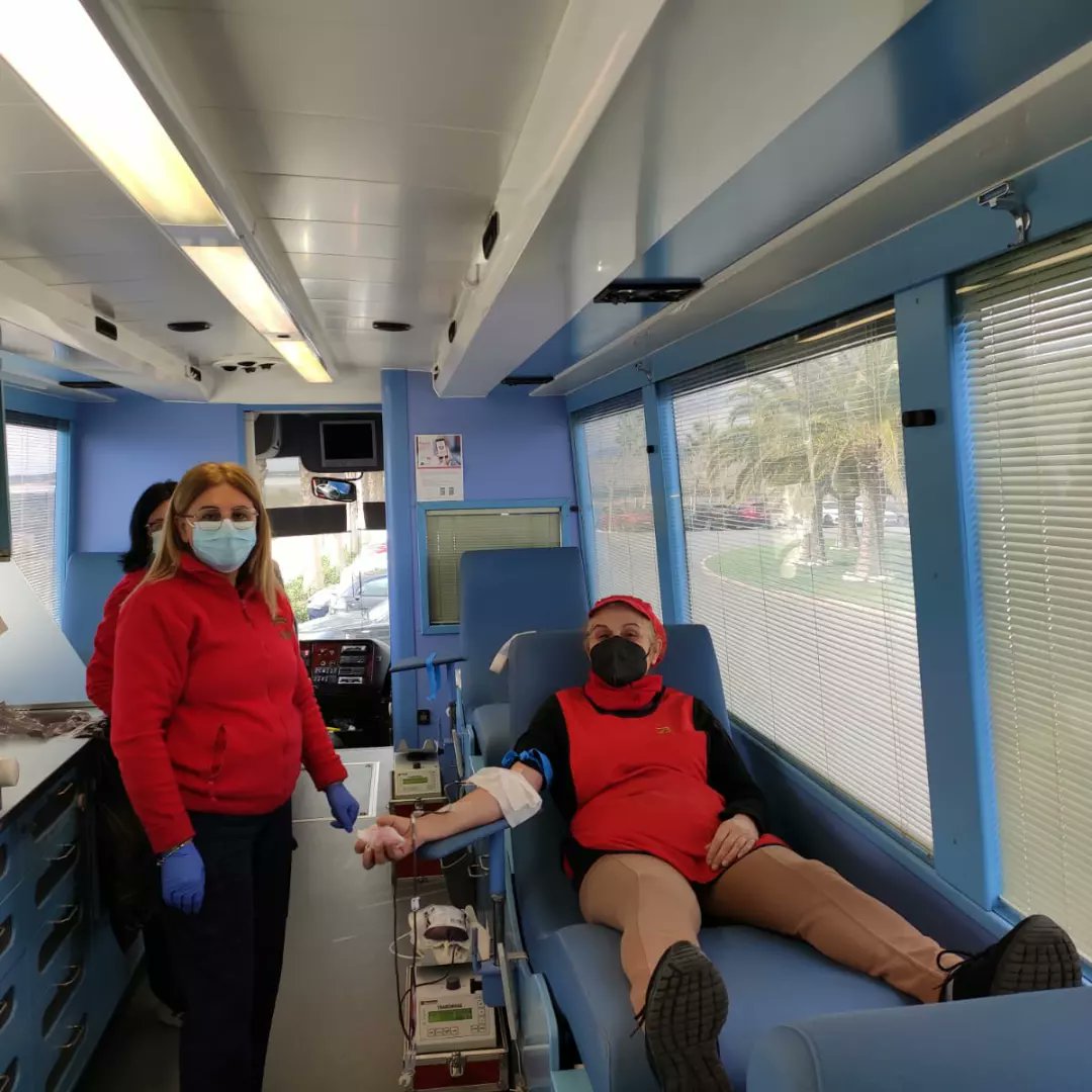 biosabor_agro's tweet photo. Muchas gracias a todos los trabajadores de @biosabor_agro por su solidaridad donando vuestra sangre. 
Esta mañana nos visitó la Unidad Móvil del Centro de Transfusión de Almería. 
#donación #sangre https://t.co/864GI16B0k