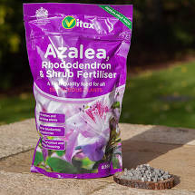 Check out this product 😍 Ericaceous shrub fertiliser pouch 0.9KG 😍 
by Woolley Moor Nurseries. 
Shop now 👉👉 bit.ly/3HP4xOK