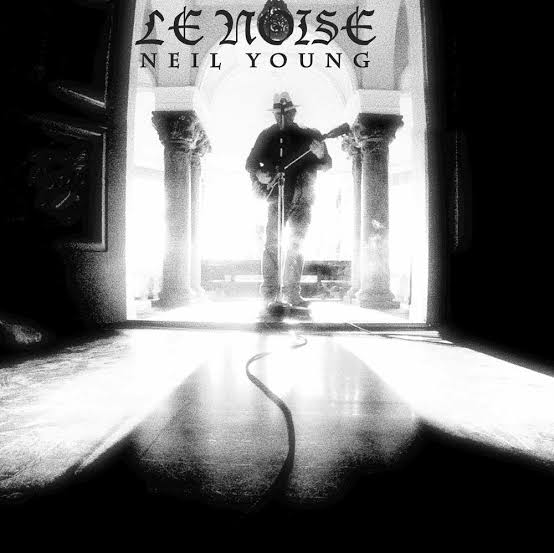 TPetty59155381's tweet photo. 今夜の #オヤスミの1枚
#NeilYoung の #LeNoise
#DanielLanois をプロデュースに迎え、再び歪んだギターを鳴らす。
世界への警告を発するかのように。
#NoMoreWar #洋楽 #2010年
この一曲
#SomeonesGonnaRescueYou
https://t.co/ytIKp4wZx0 https://t.co/ZIBqHKASO2