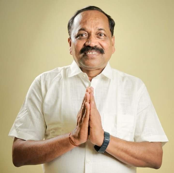 Dipalisenapati4's tweet image. Our Cuttack Mayor Candidate 💚
#subashsingh sir 
Only Naveen Sir
Only Sankha
@SSingh_odisha